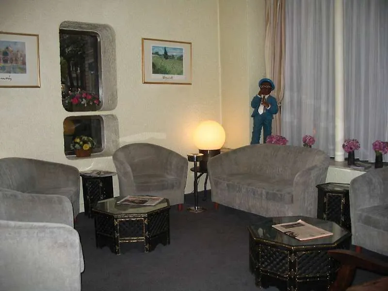 Hotel Des Comedies