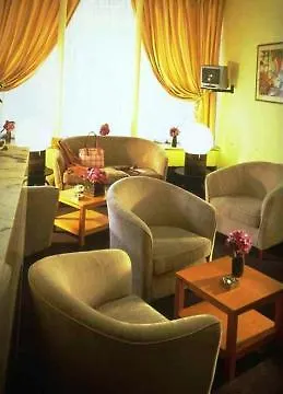 Des Comedies Szálloda 3*